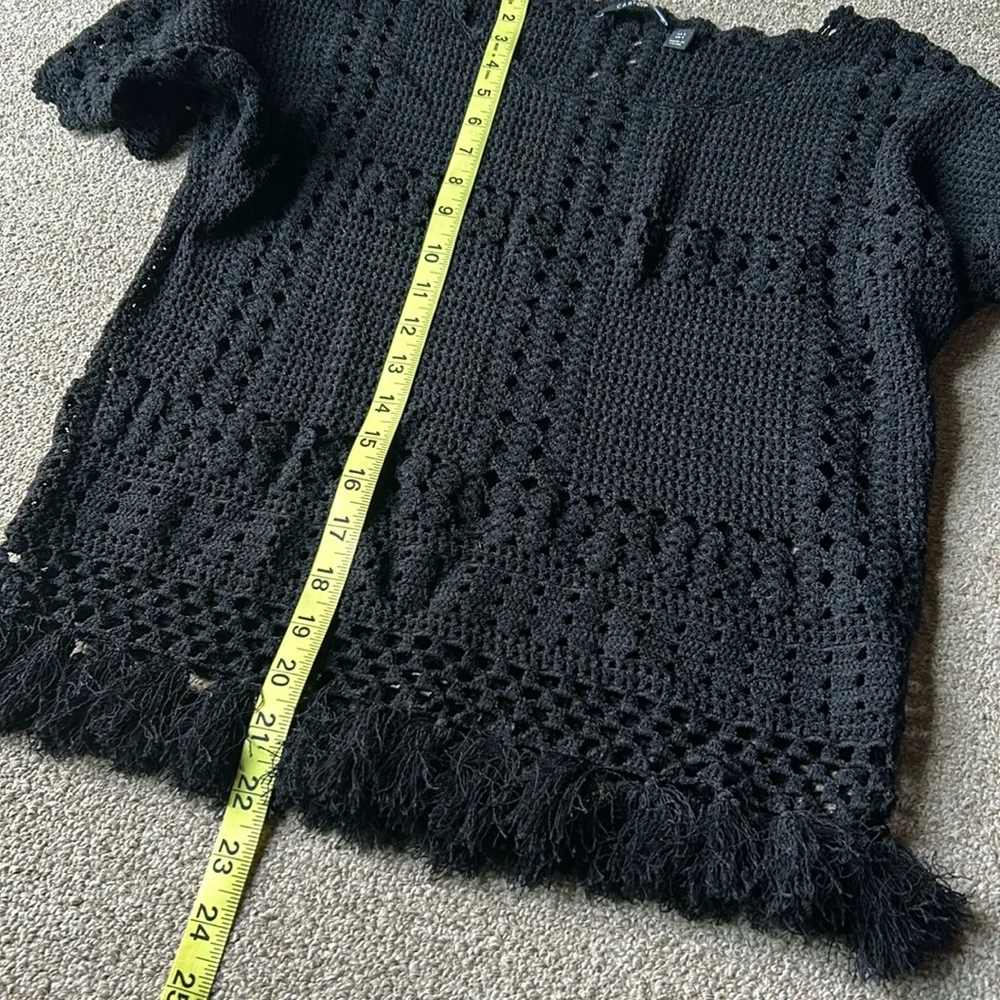 Carlisle Per Se Crochet Fringe Black Top - Picture 5 of 7
